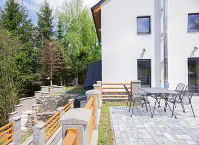 Chalupa Háj 109 — okolí